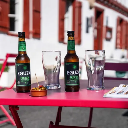 Logis Baratxartea 2* Sare