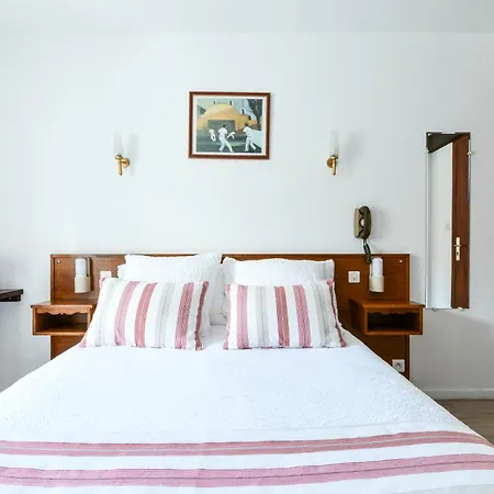 ホテル Logis Baratxartea サール