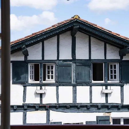 ホテル Logis Baratxartea 2*