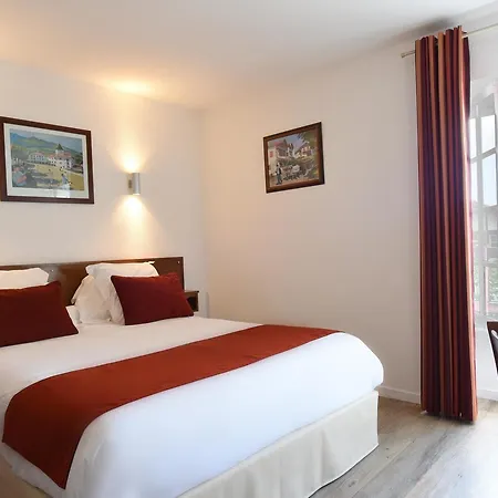 Logis Baratxartea Hotel Sare