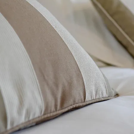 Hotel Logis Baratxartea