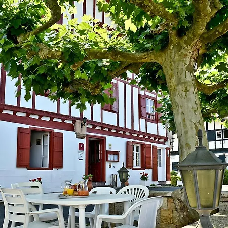 Logis Baratxartea 2*