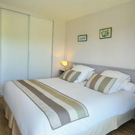 Hotel Logis Baratxartea Sare