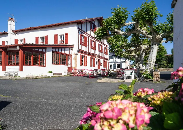 Logis Baratxartea 2*