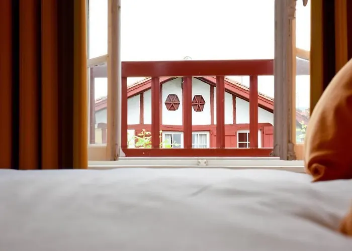 Hotel Logis Baratxartea Sare